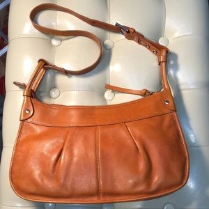 Genuine Leather Vintage Kenneth Cole NY handbag
